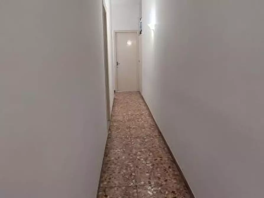 Immagine 4 di Appartamento in vendita  a Pisa