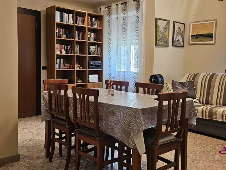 Immagine 5 di Appartamento in vendita  a Roma