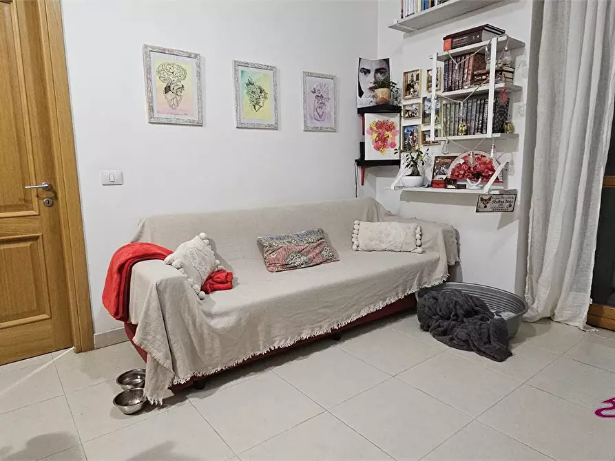 Immagine 4 di Appartamento in vendita  a Roma