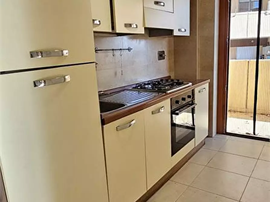 Immagine 7 di Appartamento in vendita  a Roma