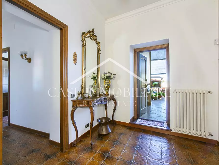 Immagine 2 di Appartamento in vendita  a Roma