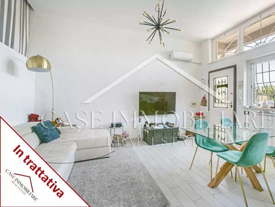 Immagine 1 di Appartamento in vendita  a Roma