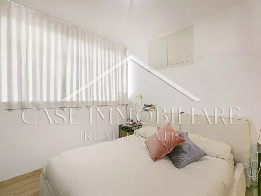 Immagine 8 di Appartamento in vendita  a Roma