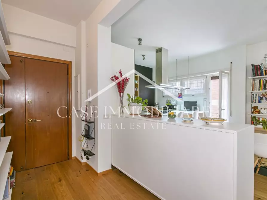 Immagine 4 di Appartamento in vendita  a Roma