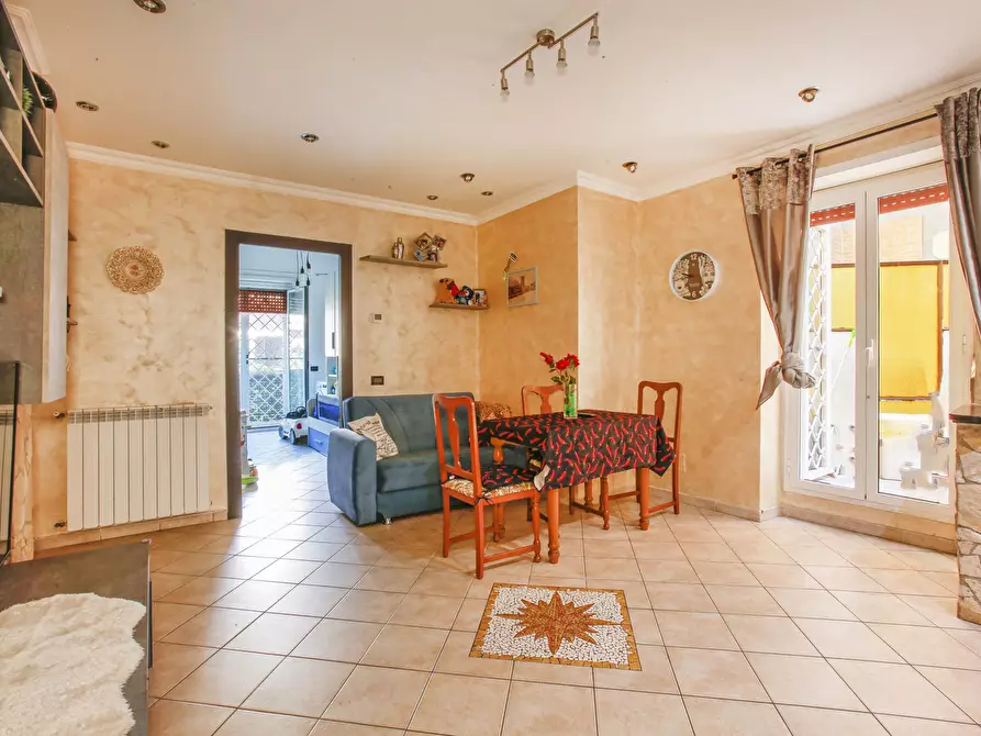 Immagine 1 di Appartamento in vendita  a Guidonia Montecelio