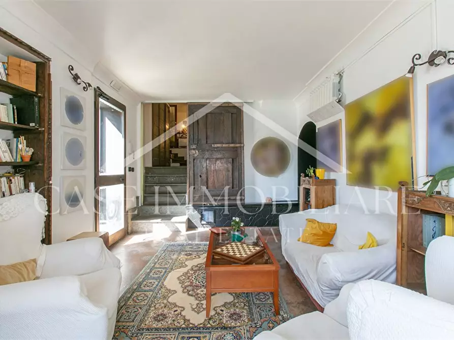 Immagine 8 di Appartamento in vendita  a Castel Gandolfo