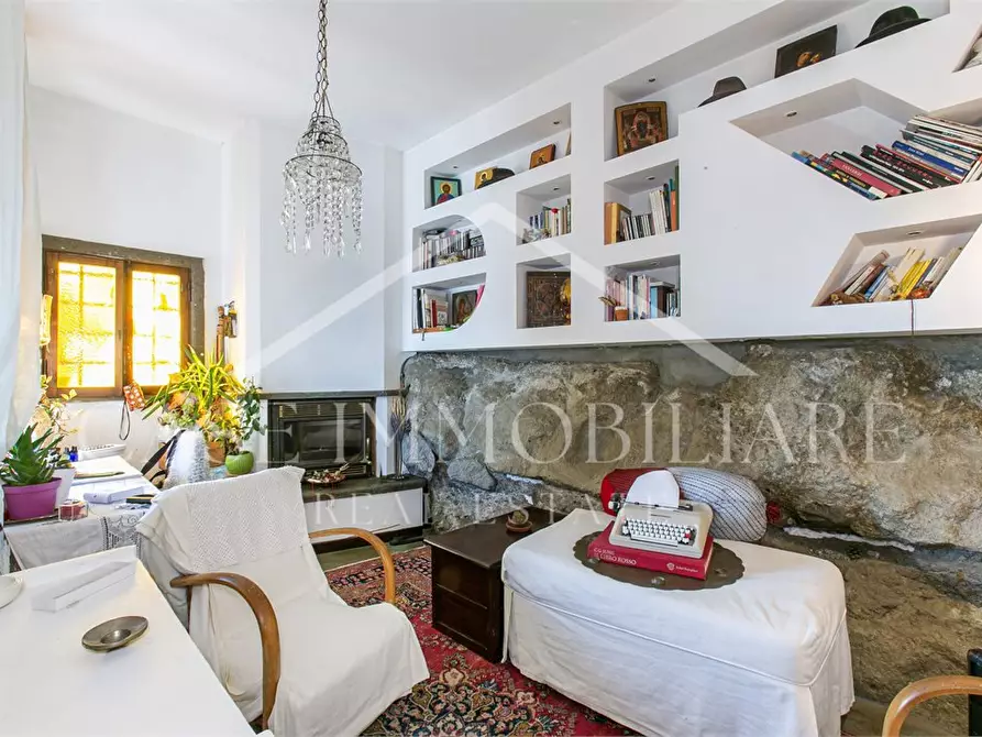 Immagine 5 di Appartamento in vendita  a Castel Gandolfo