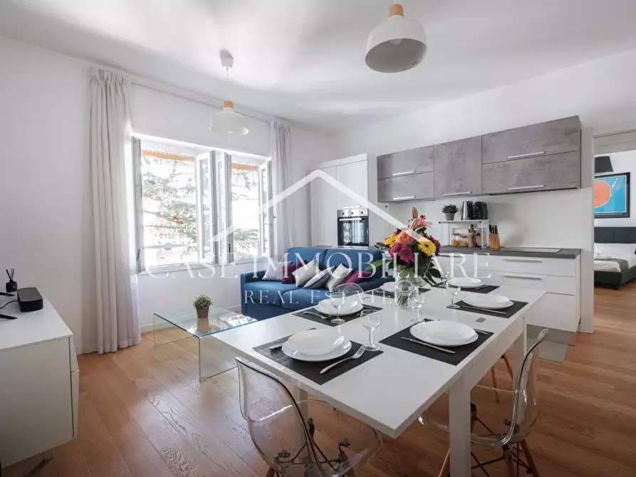 Immagine 1 di Appartamento in vendita  a Roma