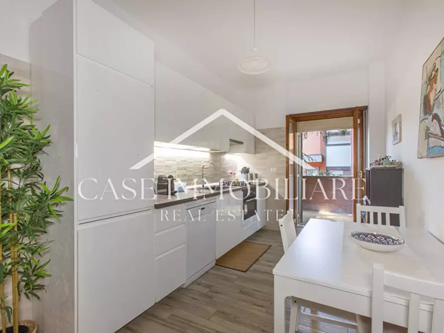 Immagine 7 di Appartamento in vendita  a Roma