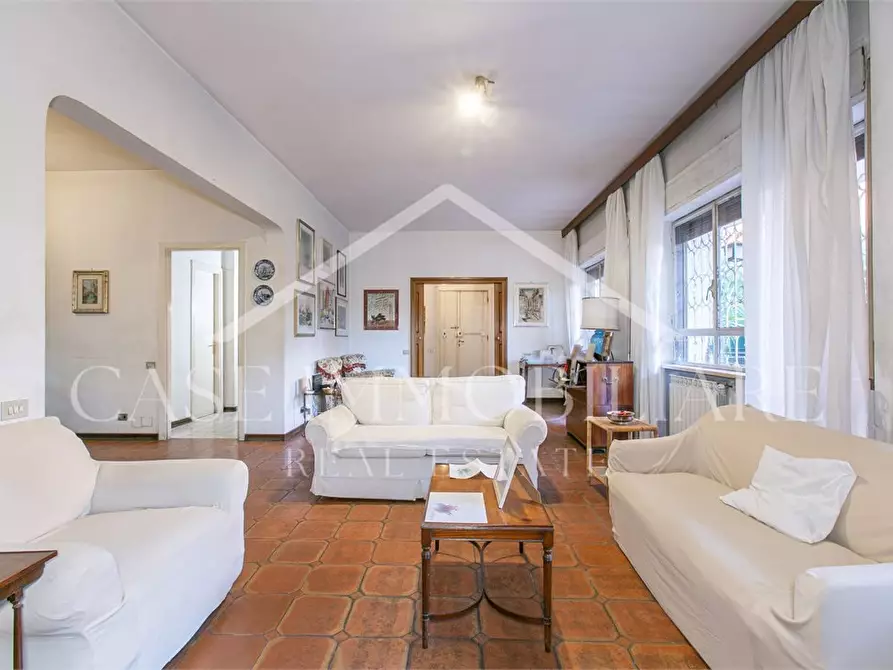 Immagine 1 di Appartamento in vendita  a Roma