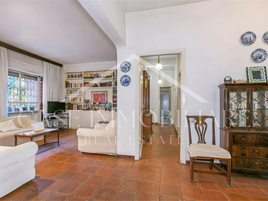 Immagine 8 di Appartamento in vendita  a Roma