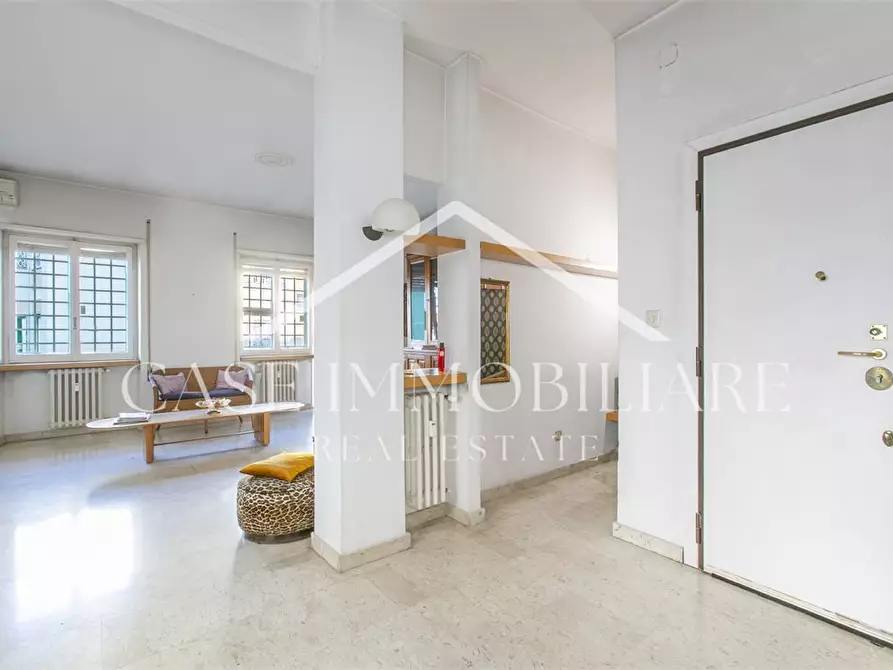 Immagine 3 di Appartamento in vendita  a Roma