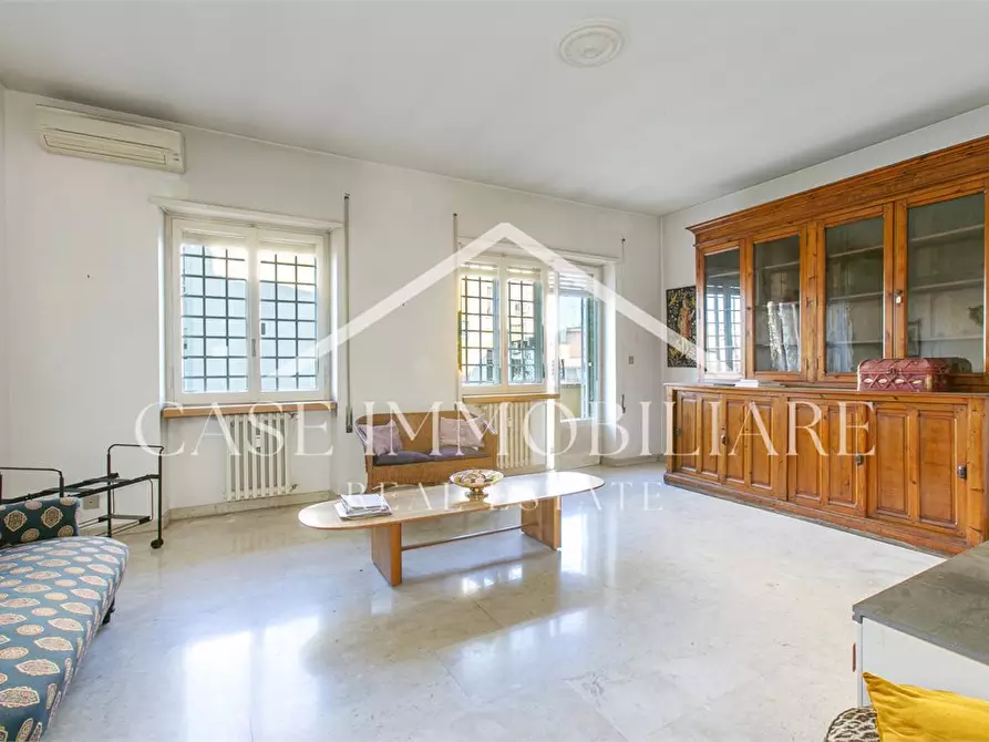 Immagine 4 di Appartamento in vendita  a Roma