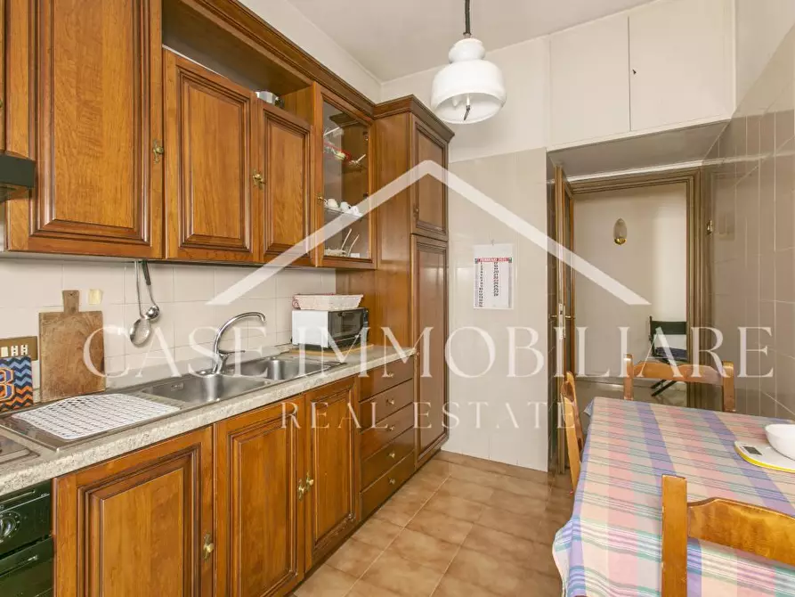 Immagine 10 di Appartamento in vendita  a Roma