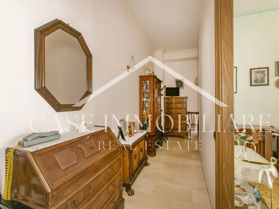 Immagine 4 di Appartamento in vendita  a Roma