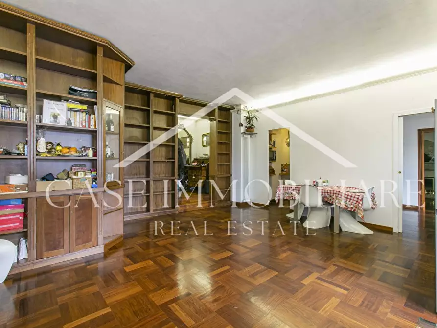 Immagine 10 di Appartamento in vendita  a Roma