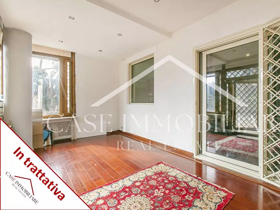 Immagine 1 di Appartamento in vendita  a Roma