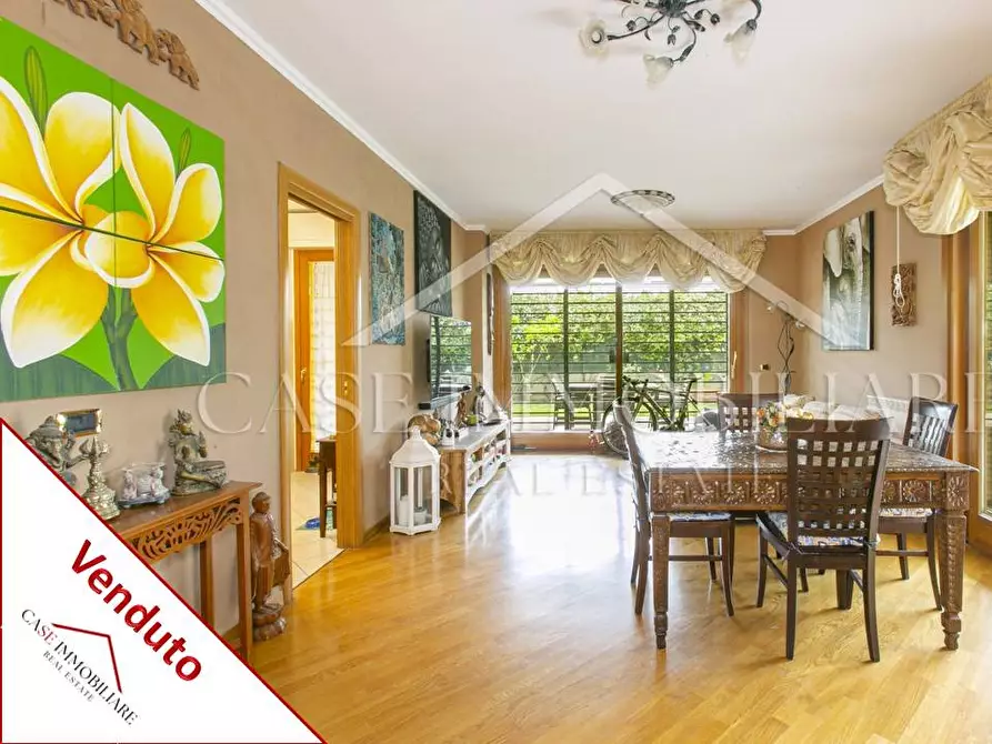 Immagine 1 di Appartamento in vendita  a Roma