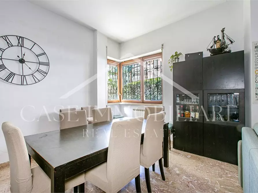 Immagine 10 di Appartamento in vendita  a Roma