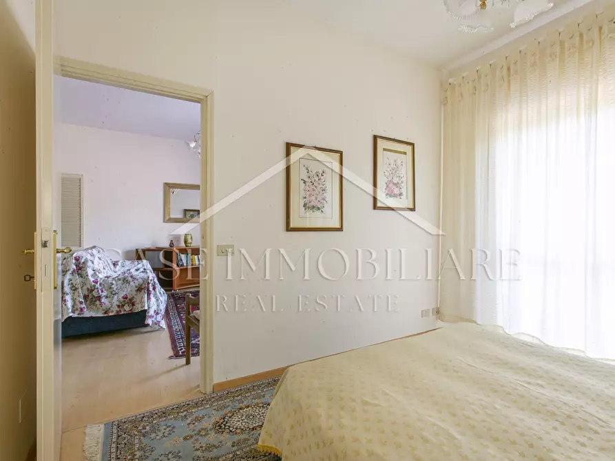 Immagine 10 di Appartamento in vendita  a Roma