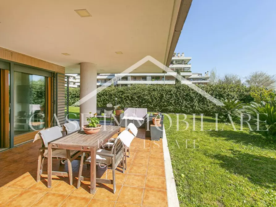 Immagine 1 di Appartamento in vendita  a Roma