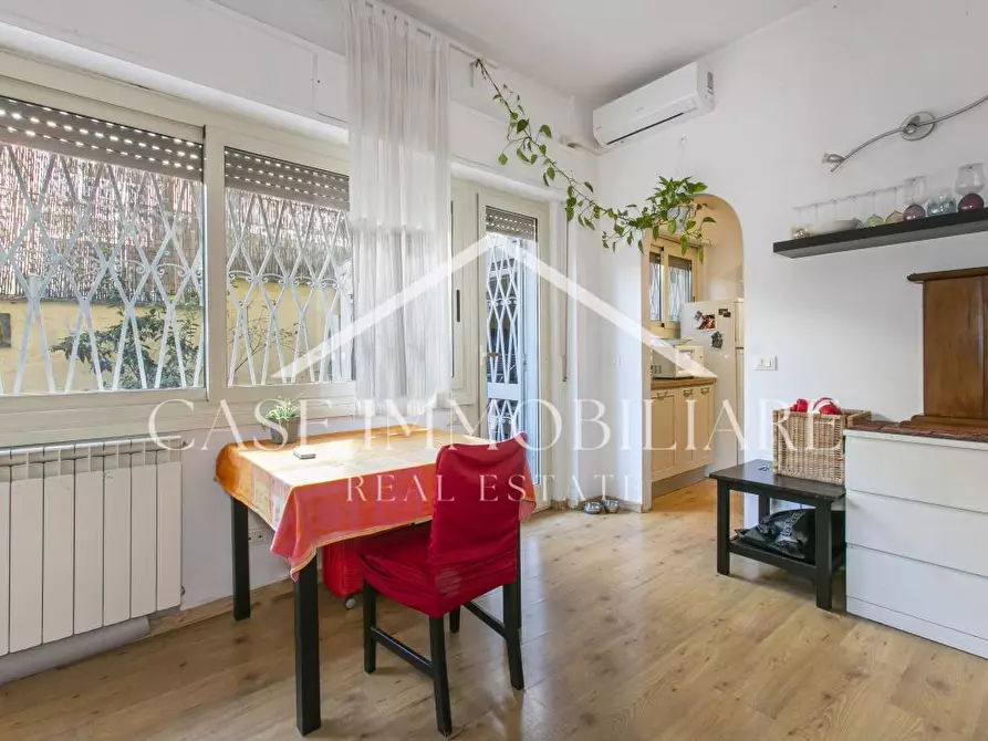 Immagine 5 di Appartamento in vendita  a Roma