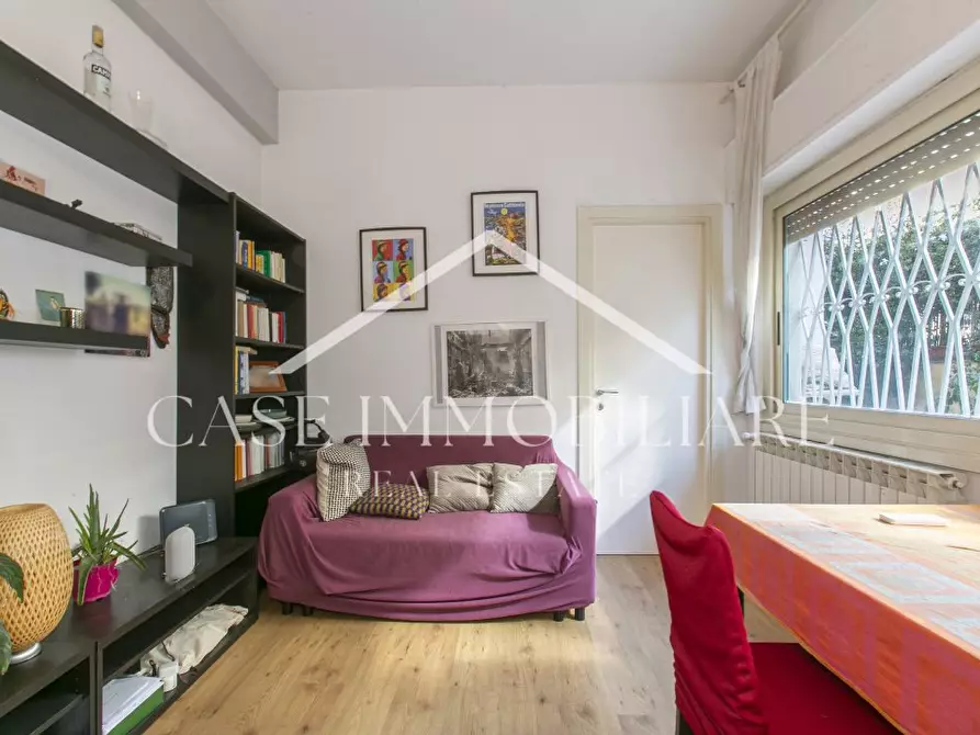 Immagine 2 di Appartamento in vendita  a Roma