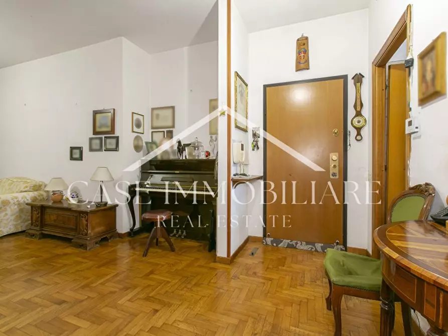 Immagine 3 di Appartamento in vendita  370 a Roma