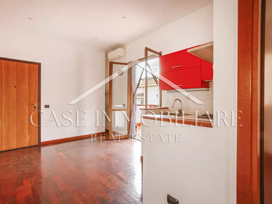 Immagine 7 di Appartamento in vendita  a Roma