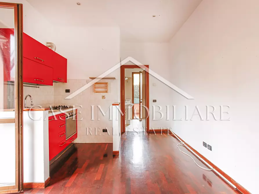 Immagine 2 di Appartamento in vendita  a Roma