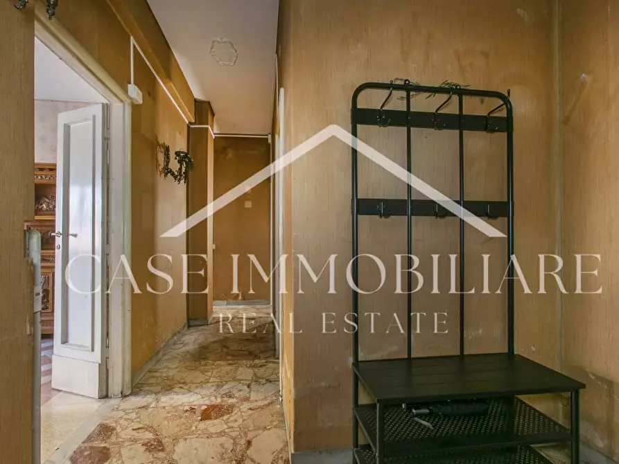 Immagine 5 di Appartamento in vendita  a Roma