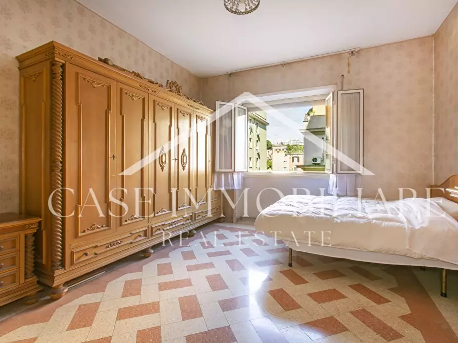 Immagine 6 di Appartamento in vendita  a Roma