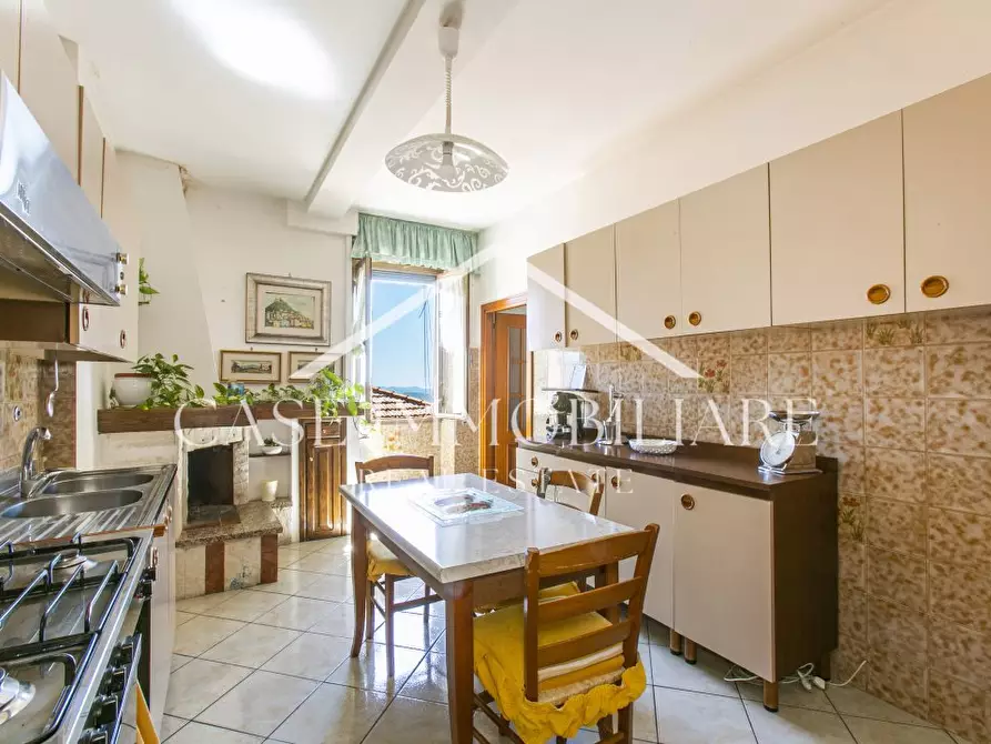 Immagine 6 di Appartamento in vendita  a Tolfa