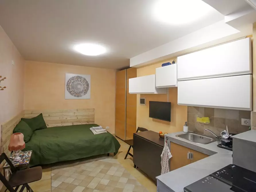 Immagine 3 di Appartamento in vendita  a Roma