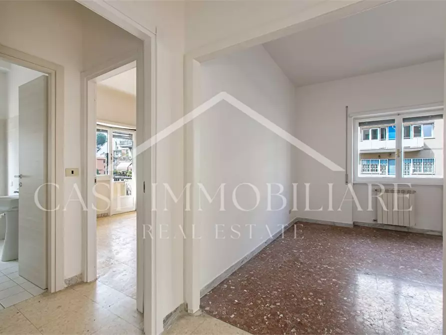 Immagine 8 di Appartamento in vendita  a Roma