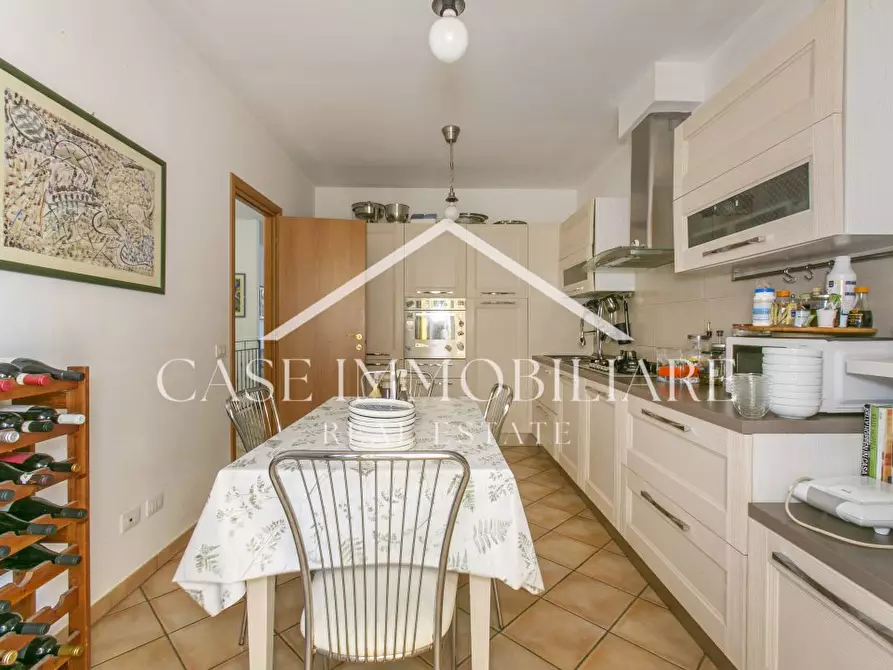 Immagine 10 di Appartamento in vendita  a Roma