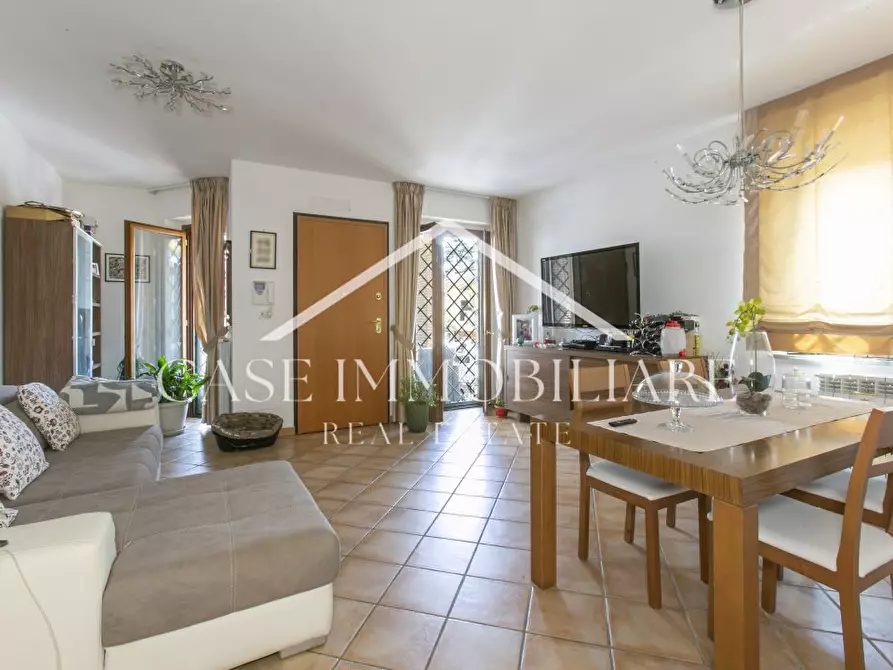 Immagine 6 di Appartamento in vendita  a Roma