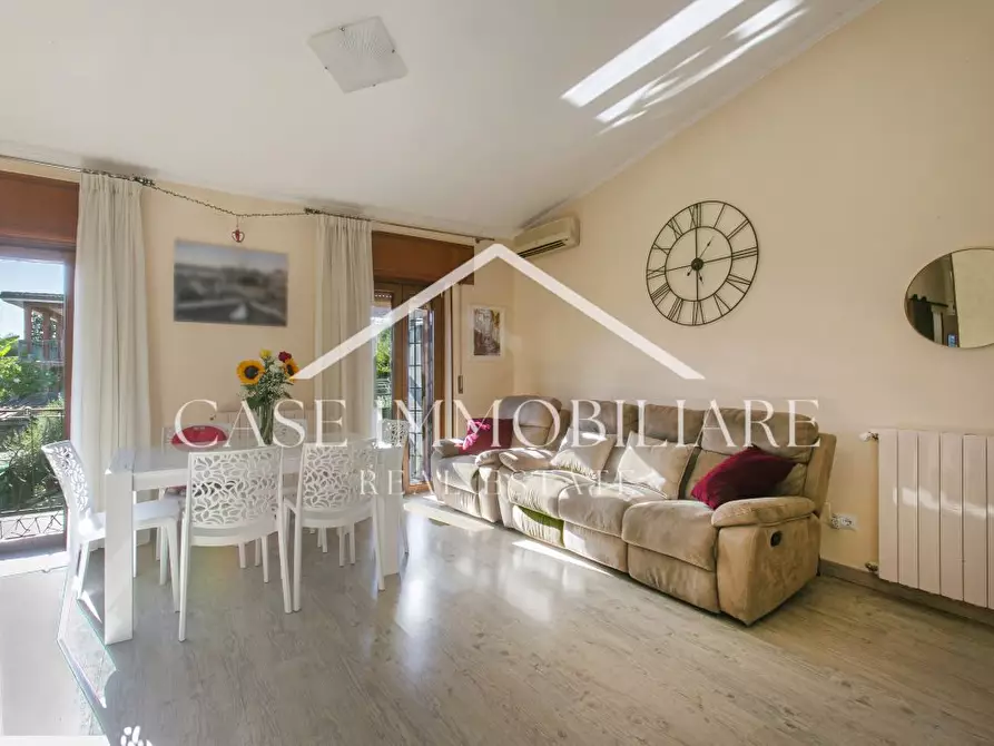 Immagine 2 di Appartamento in vendita  a Roma