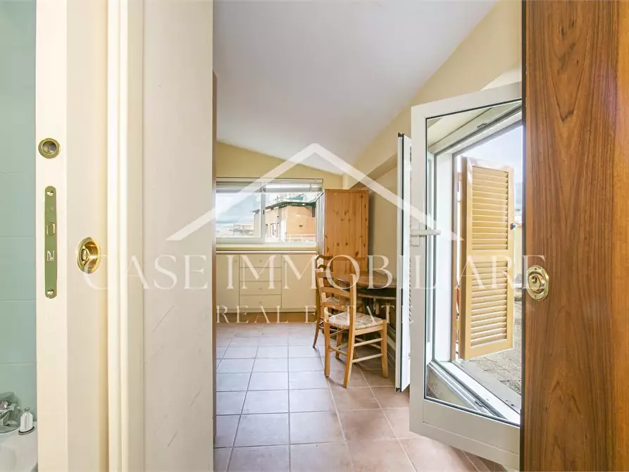 Immagine 6 di Appartamento in vendita  a Roma