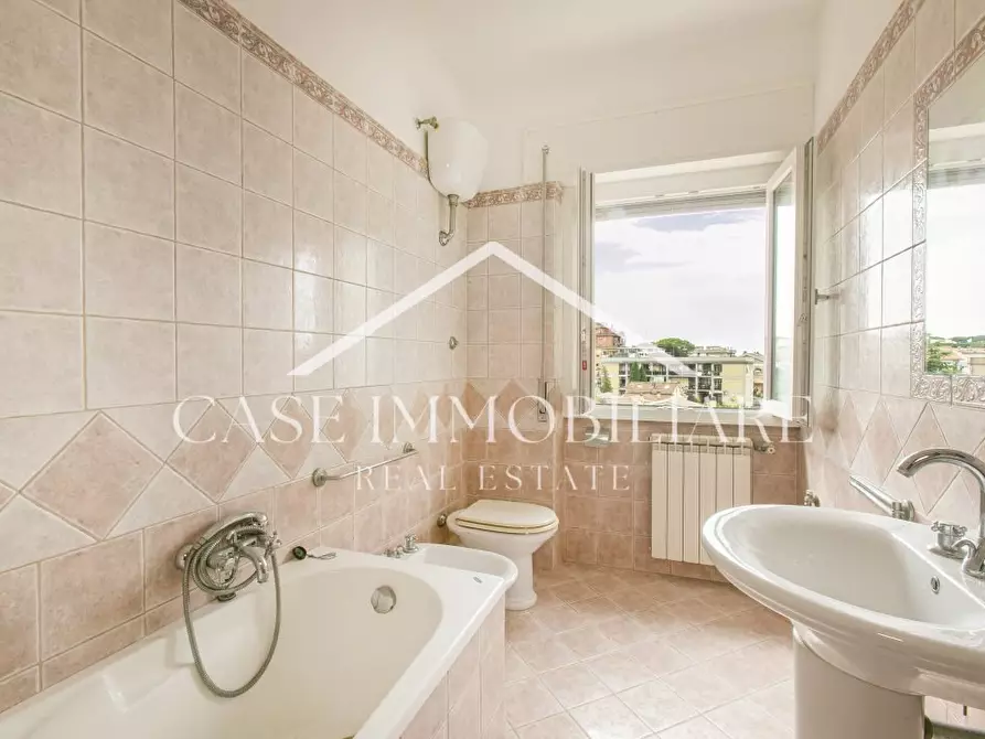 Immagine 9 di Appartamento in vendita  1811 a Roma