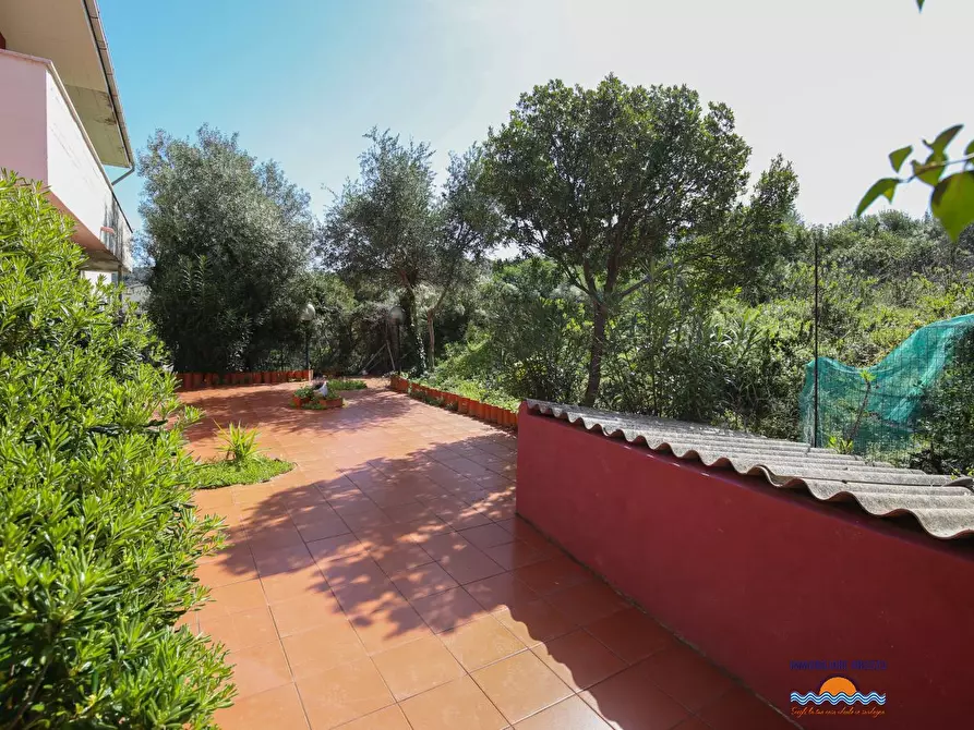 Immagine 2 di Appartamento in vendita  5 a Castelsardo