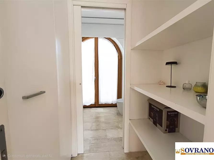 Immagine 9 di Appartamento in vendita  a Arzachena