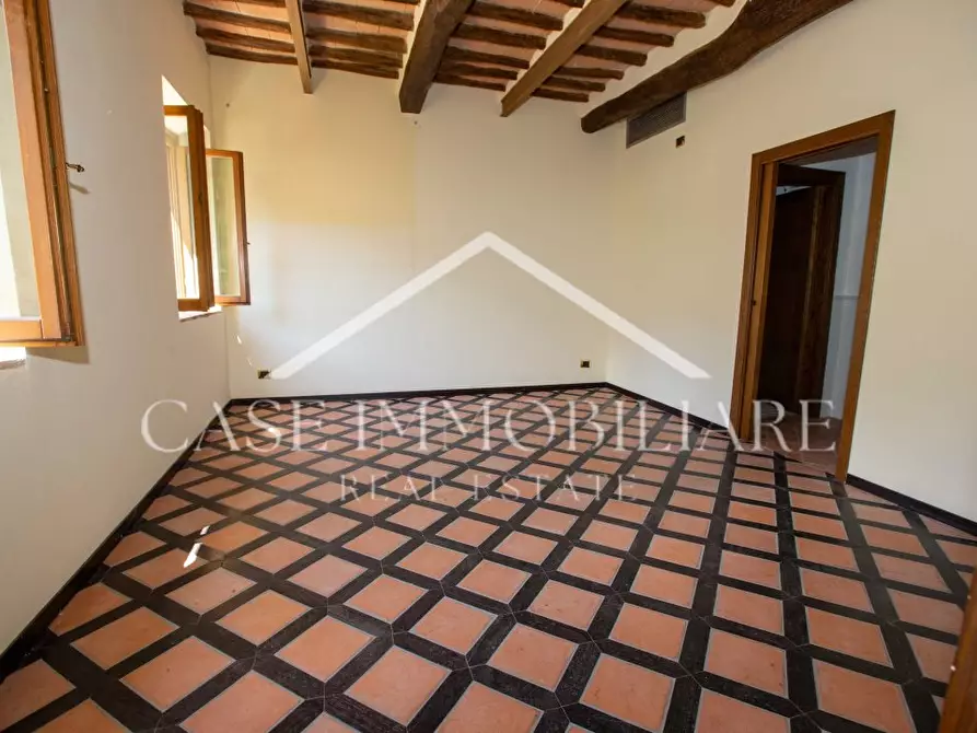 Immagine 6 di Appartamento in vendita  a Siena