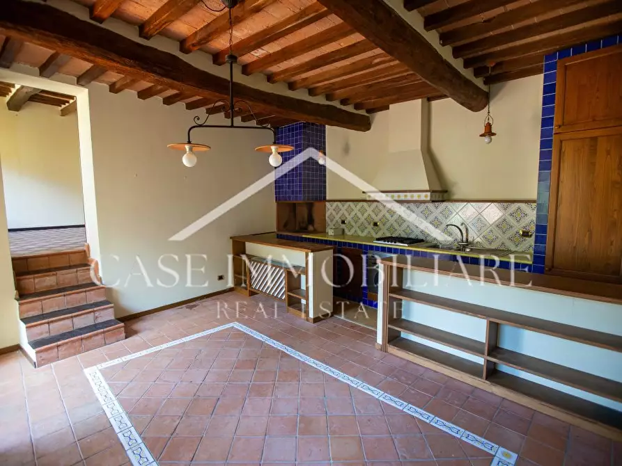 Immagine 4 di Appartamento in vendita  a Siena