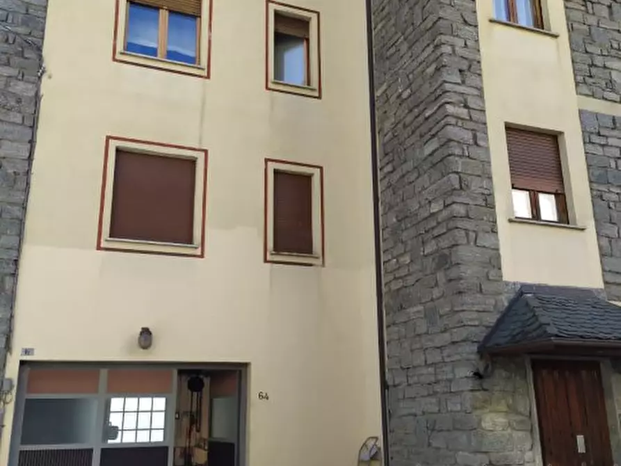 Immagine 3 di Appartamento in vendita  a Chiesa In Valmalenco