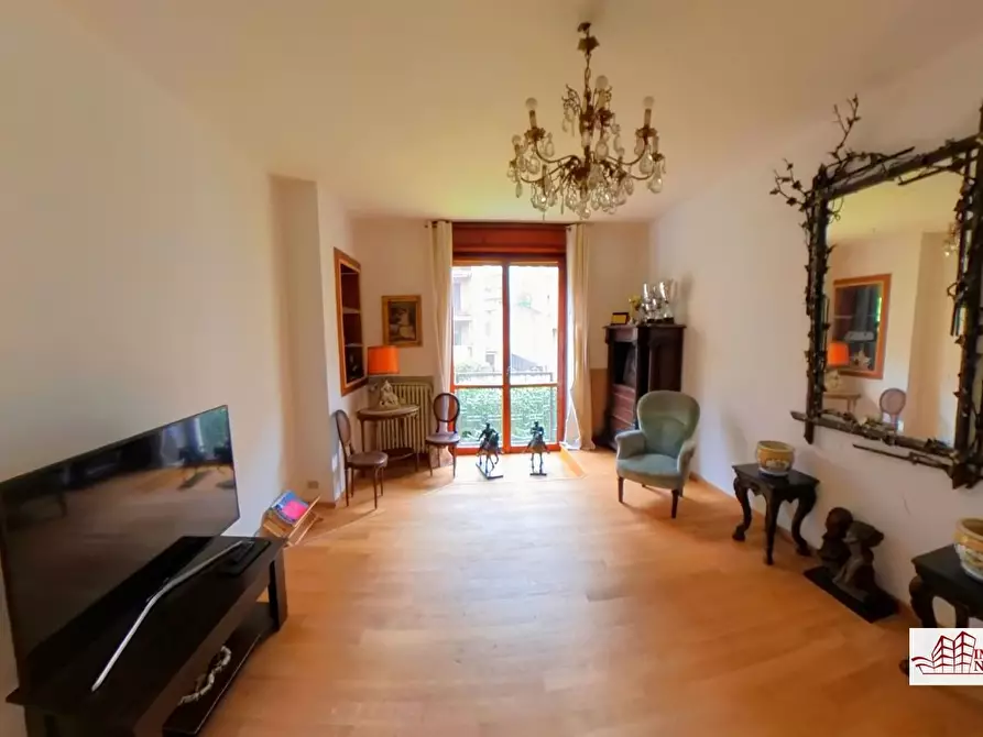 Immagine 10 di Appartamento in vendita  10 a Busto Arsizio