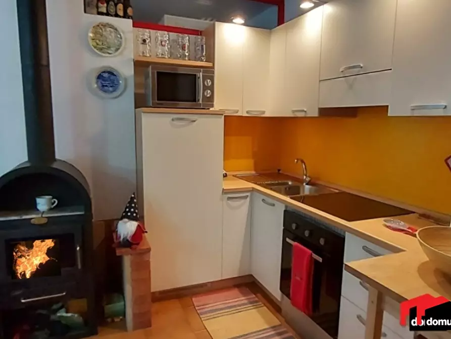 Immagine 3 di Appartamento in vendita  a Tonezza Del Cimone