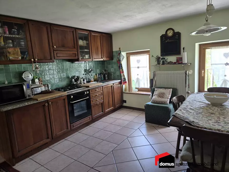 Immagine 10 di Appartamento in vendita  a Tonezza Del Cimone