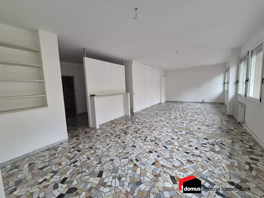 Immagine 6 di Appartamento in vendita  a Thiene