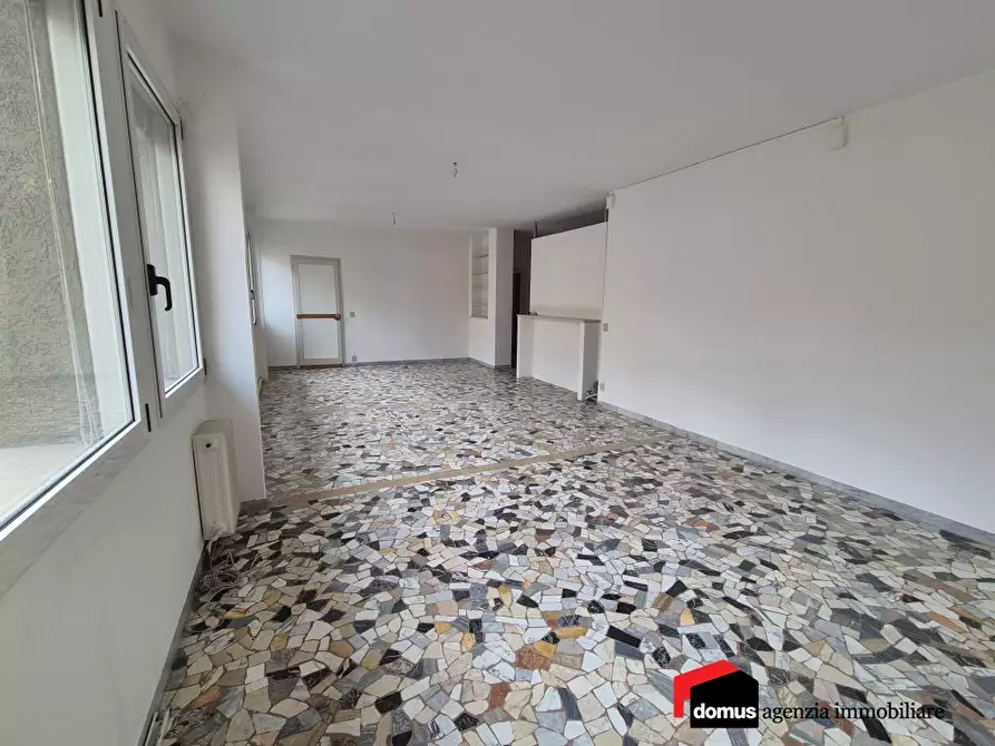 Immagine 7 di Appartamento in vendita  a Thiene